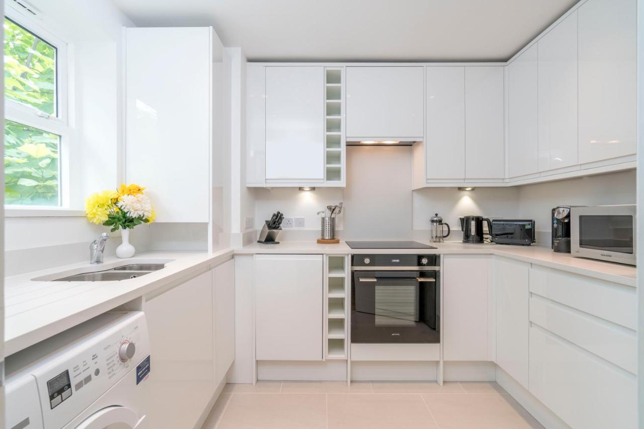 Splendid Apartment Near Vauxhall Tube London Exteriör bild
