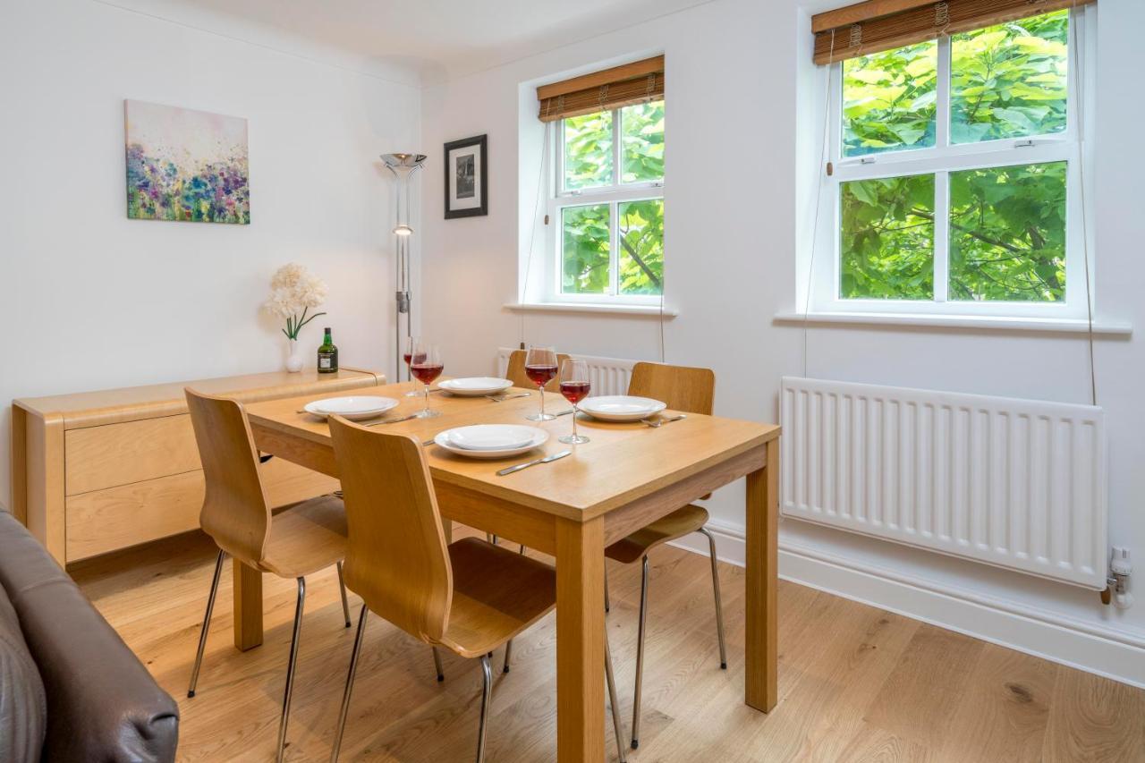 Splendid Apartment Near Vauxhall Tube London Exteriör bild